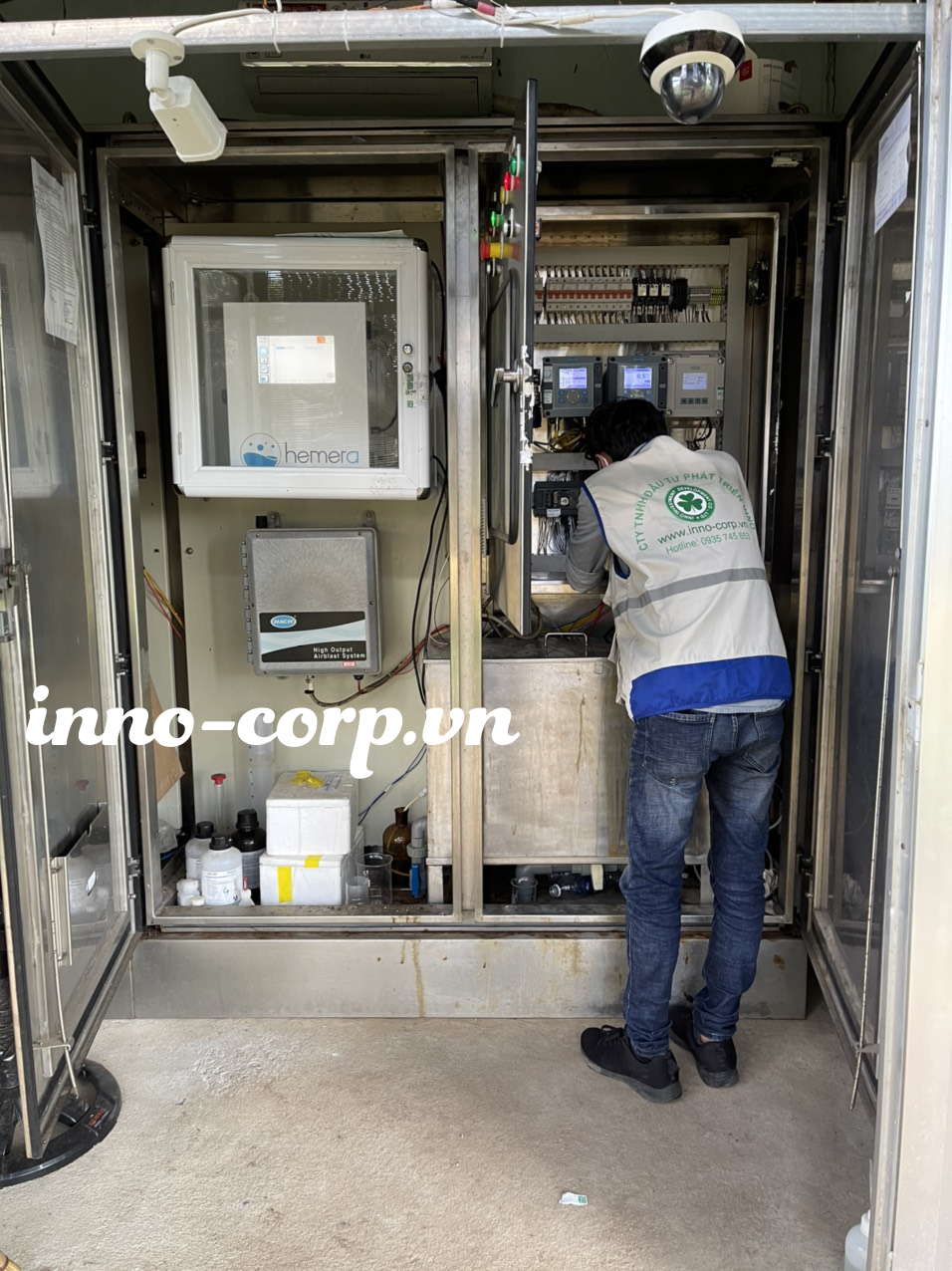 Lắp đặt hệ thống quan trắc nước thải