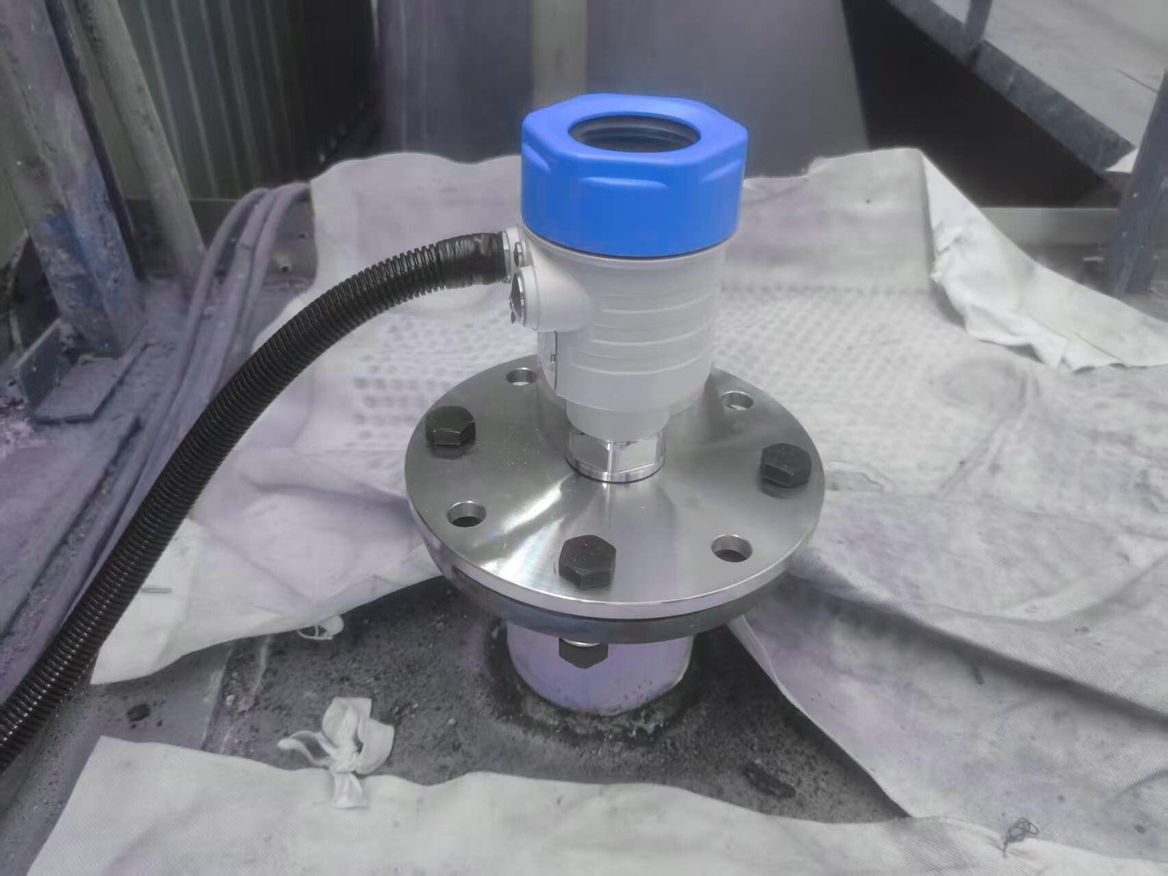 Ứng dụng cảm biến đo mức radar giám sát nguyên liệu